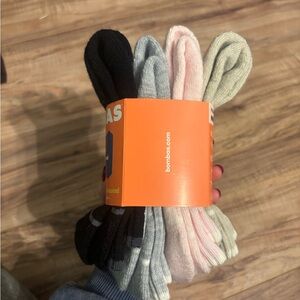 4 Pairs Bombas Medium Merino Wool Sock Set - Black, Pink, Gray, and Tan